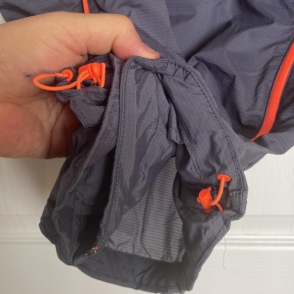 PROSPECS Jog Jacket/ Windbreaker Gray/Blue with Neon Orange details. Unisex - Picture 6 of 8